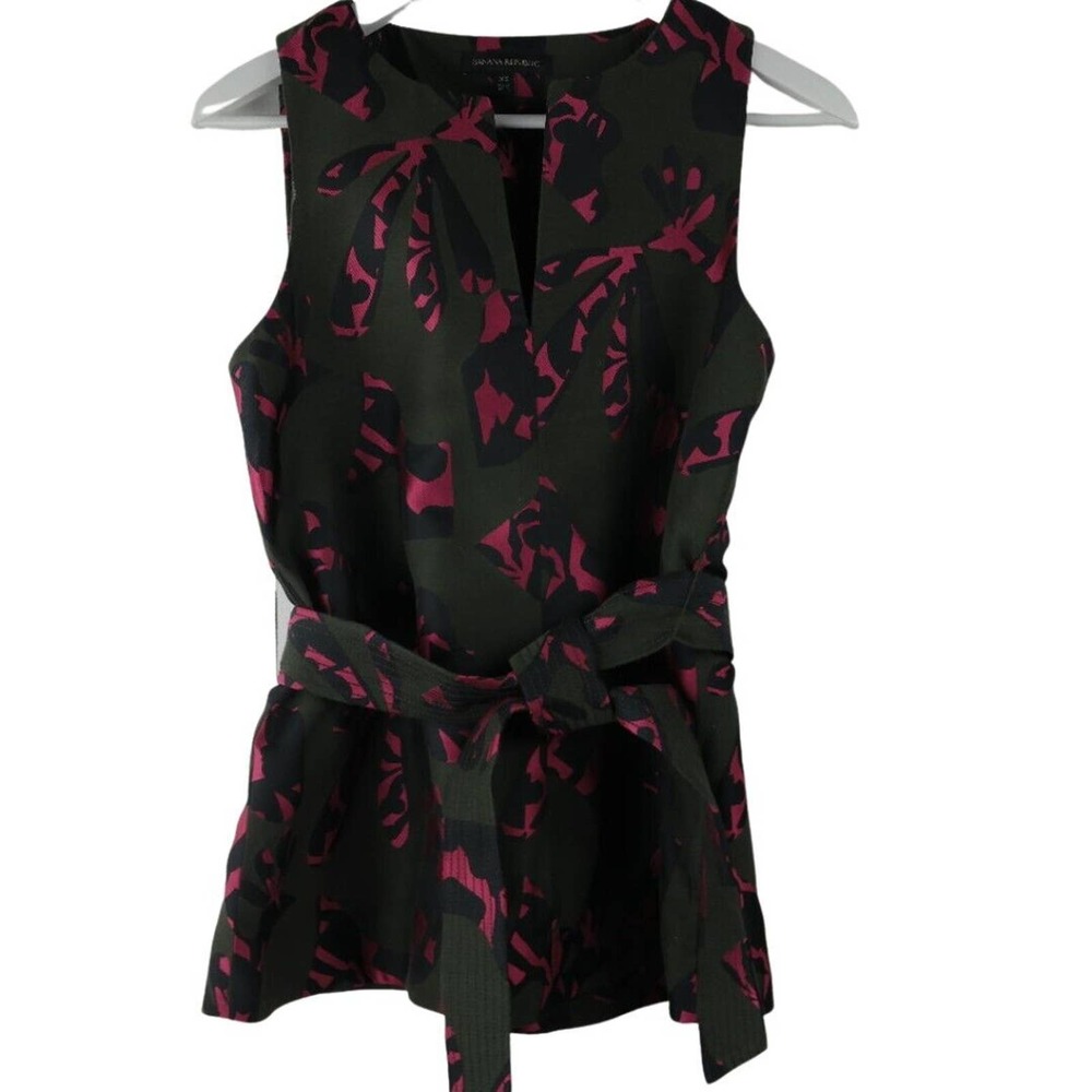Banana Republic Size XS Olive Green Pink Camo Peplum Jigsaw Belted Kimono Top